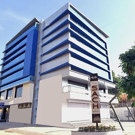 Hotel Sach Regency Ānand Kültér fotó
